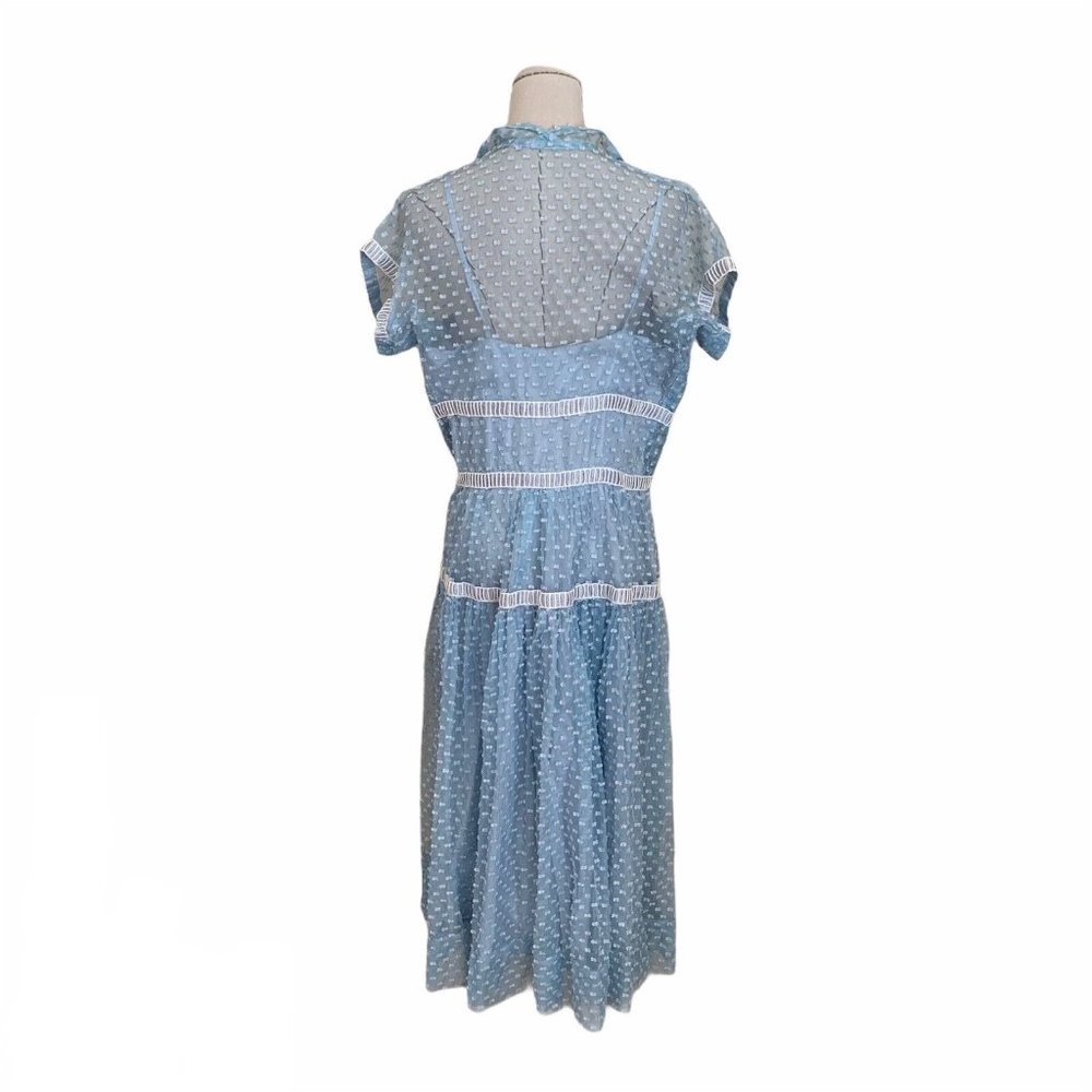 Elegant Blue Lace Dress - Picture 3 of 12